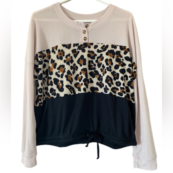 Women’s Waffle Knit Top NWOT - Picture 1 of 9